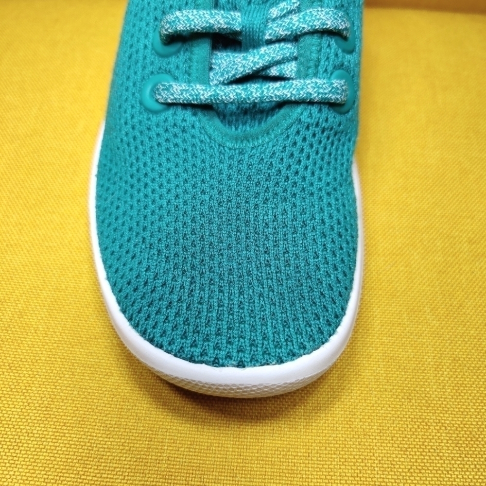 Allbirds Tree Runners Green Lightweight Sneakers Women’s Shoes Size 6 — image 3 of 8